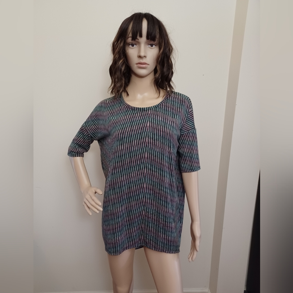 🤍 EUC LuLaRoe Irma Tunic Top Size XXS